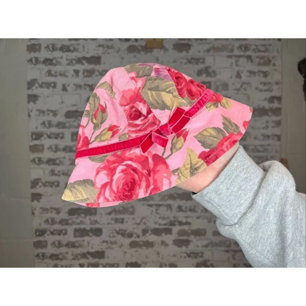 Baby Gap | women floral corduroy bucket hat